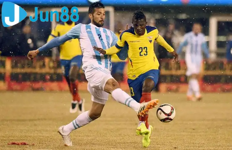 Argentina vẫn được đánh giá cao hơn dù không có Messi. Argentina vẫn được đánh giá cao hơn dù không có Messi.