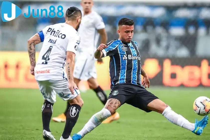 Gremio được đánh giá cao hơn trong trận đấu này Gremio được đánh giá cao hơn trong trận đấu này